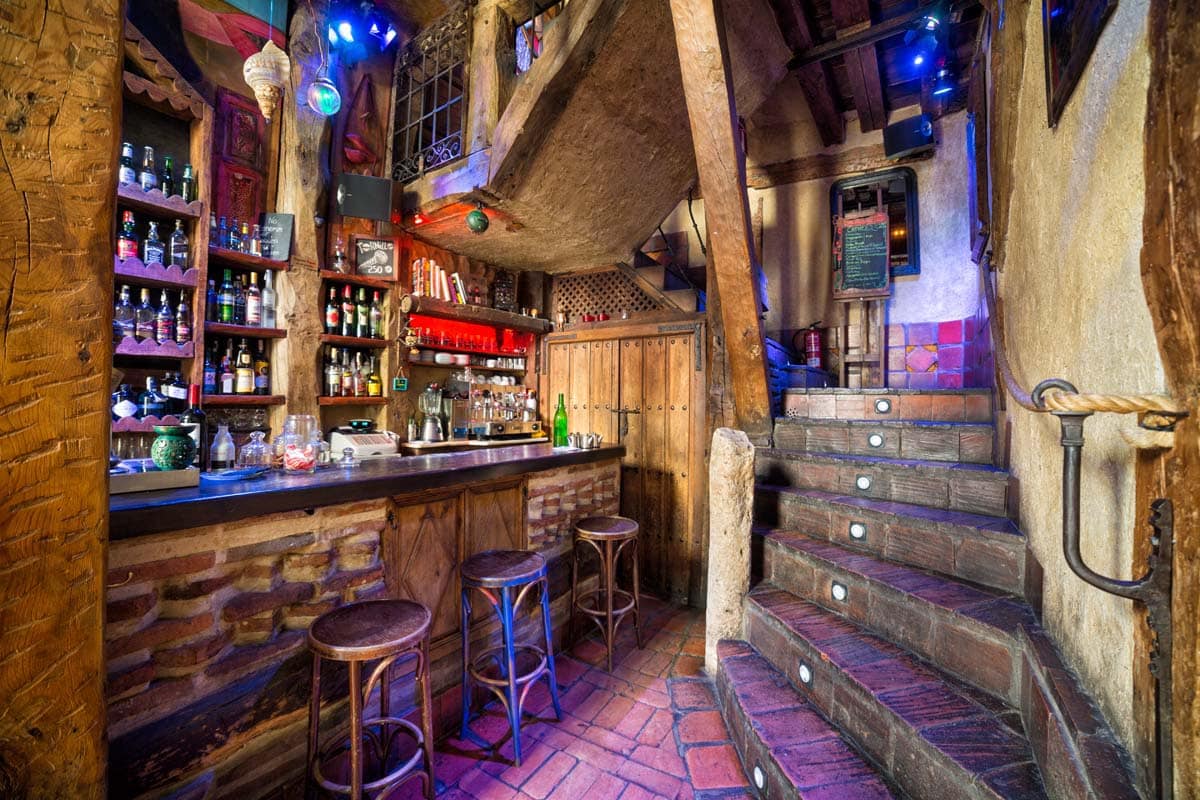 Bar Cerca de Mí en Málaga: 1 Guía Definitiva para Encontrar los Mejores Bares 2 bar cerca de mí en málaga