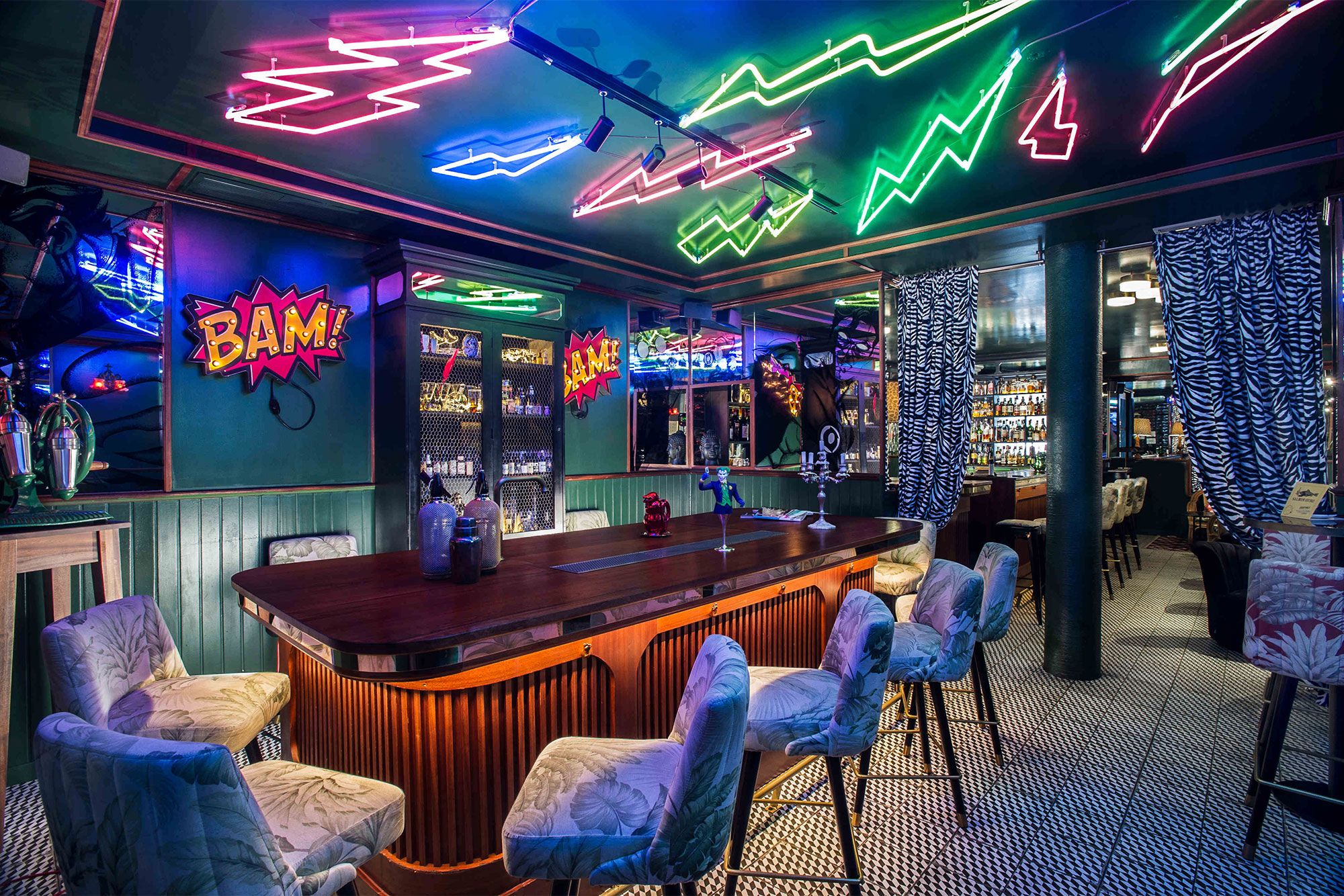 Bar cerca de mí en Madrid: 1 guía completa para encontrar los mejores bares en la capital 24 elle cocteleria salmon guru madrid mejor bar espana 00 1570208378 1
