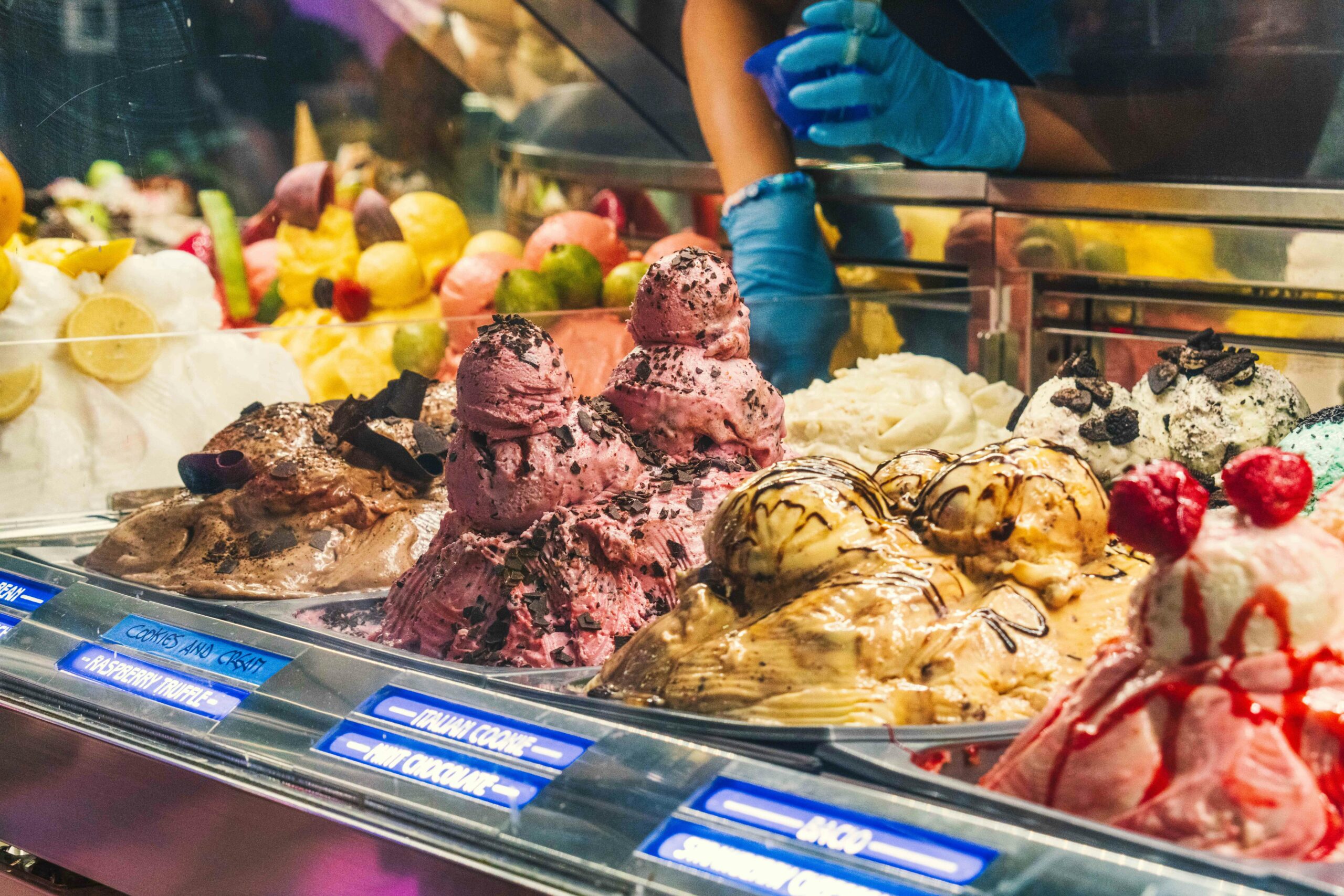Heladerías Cerca de Mí en Sevilla: 1 Mejor Helado Artesanal para Refrescarte en la Ciudad 1 heladerías cerca de mí en sevilla